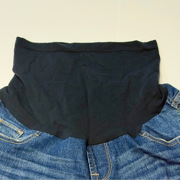 Oh Baby by Motherhood Maternity Denim Jean Shorts Distressed Secret Fit S NWT - Picture 5 of 13